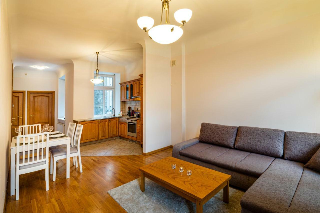 Dzirnavu Street Apartment In City Center Riga Dış mekan fotoğraf