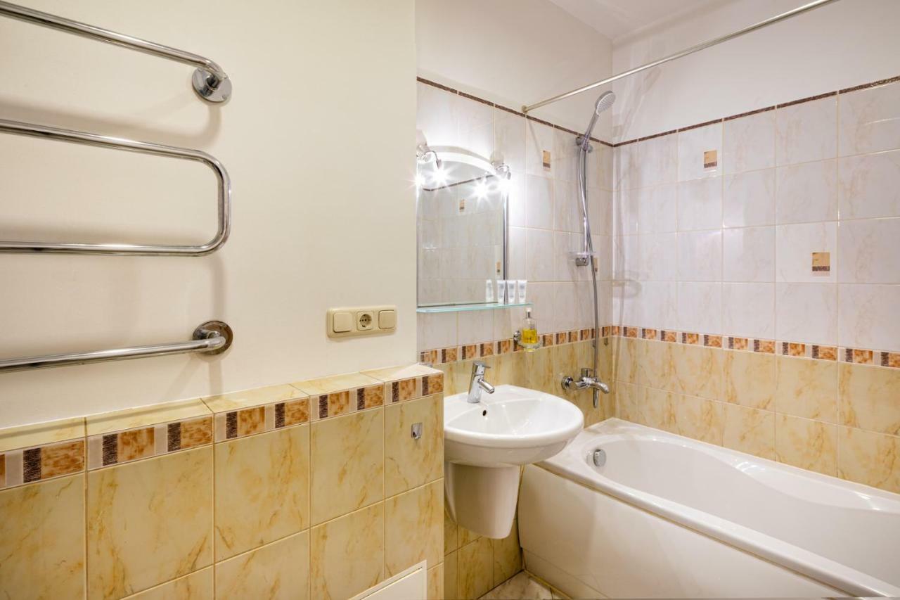 Dzirnavu Street Apartment In City Center Riga Dış mekan fotoğraf